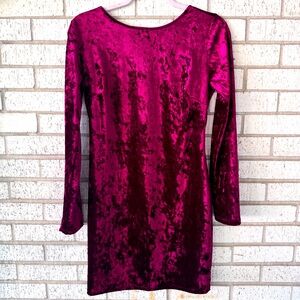 Lulu's Burgundy Velvet Long Sleeve Dress Size Medium
